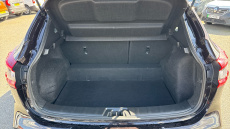 Nissan Qashqai 1.3 DiG-T Acenta Premium 5dr Petrol Hatchback